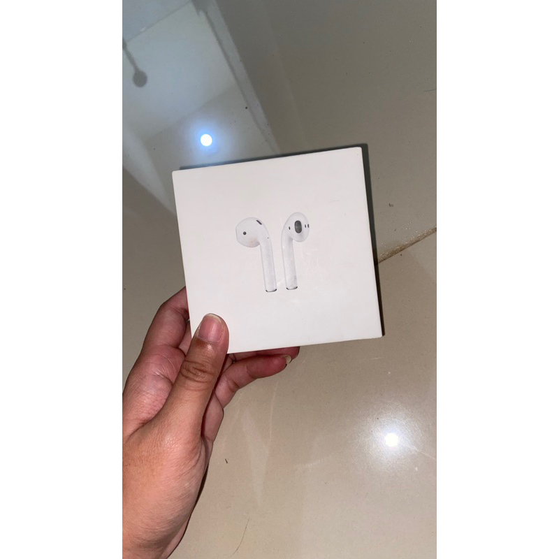 Jual Airpods Gen 2 (wireless charging case) Shopee Indonesia
