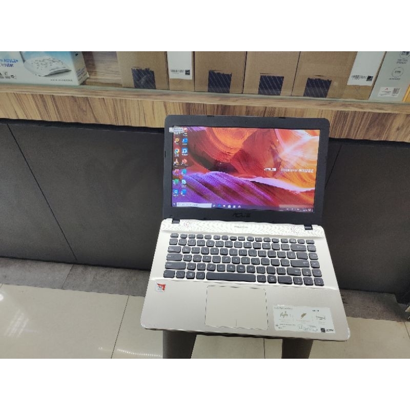 Jual Laptop Leptop Asus X441B AMD A6 RAM 4GB SSD 128GB Windows 10 Super ...