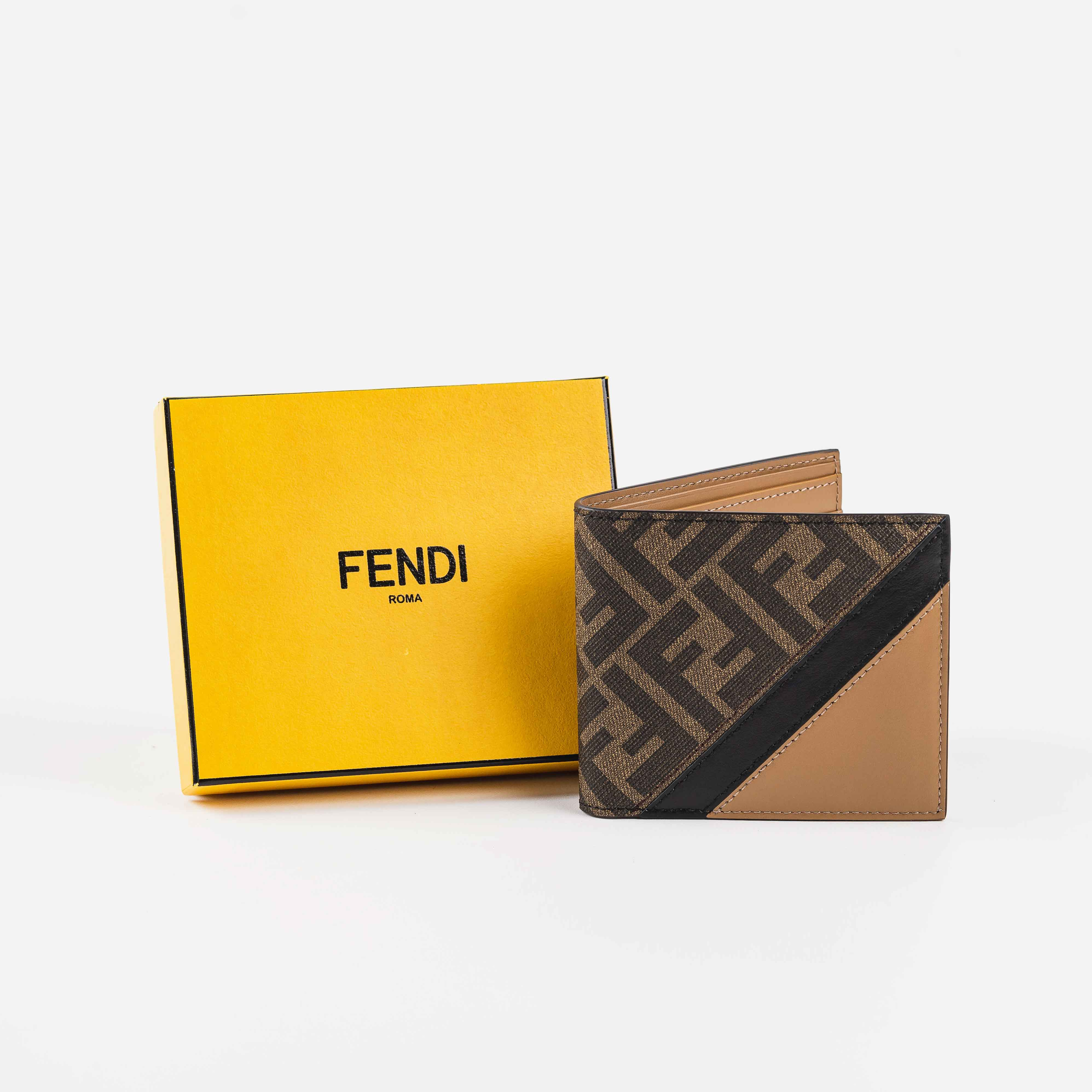 Shop FENDI 2023-24FW Fendi shadow diagonal wallet (7M0169AP1TF0GXN,  7M0169AP1T F0GXN, 7M0169AP1T, 7M0169 AP1T F0GXN, 7M0169 AP1T, BLACK LEATHER  WALLET) by CiaoItalia