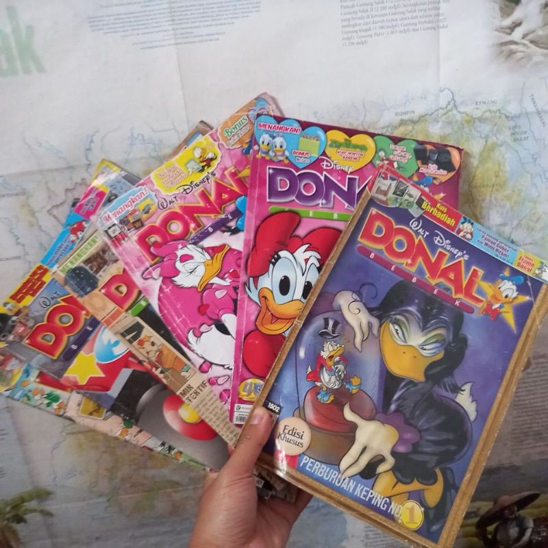 Jual Komik Lebar WALT DISNEY DONAL BEBEK EDISI KHUSUS ULTAH 27, JELAJAH