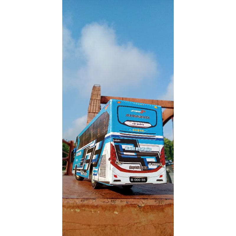 Jual Mainan Anak| Miniatur Bus Telolet Basuri Berkah Bersaudara Ar ...