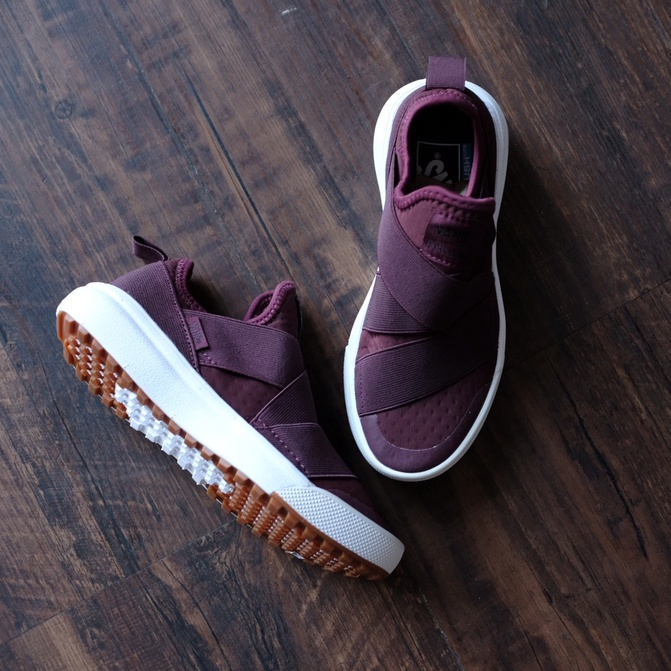 Vans ultrarange gore clearance burgundy