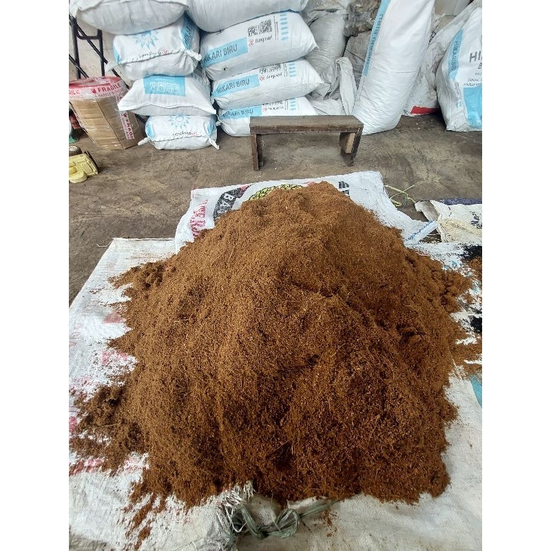 Cocopeat Media Tanam Kemasan Karung 25kg Murni Kering Bersih Dari Sabut Kelapa