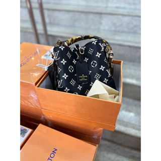 Jual Tas Wanita Import LV Neonoe Lidah Hobo Tongue Bucket Bag Serut Embos  Mono Mirror 1:1 FREE BOX Branded Premium Andin Selempang Terbaru 2022  Kekinian Viral Kulit Ori Original Asli Cina Korea