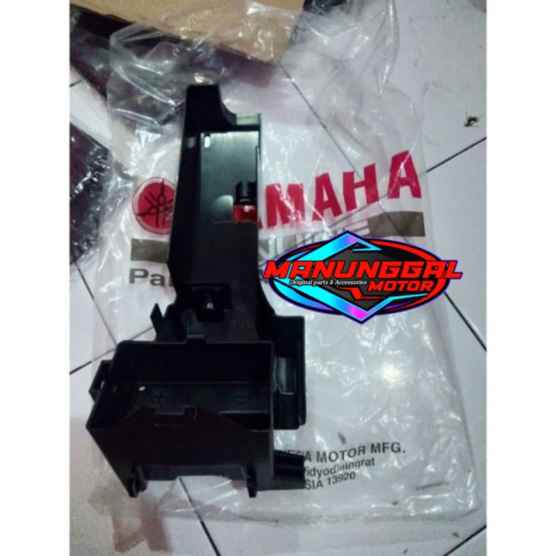 Jual Box Tempat Battery Aki R15 R-15 VVA V3 Original Yamaha BK6-F160E ...