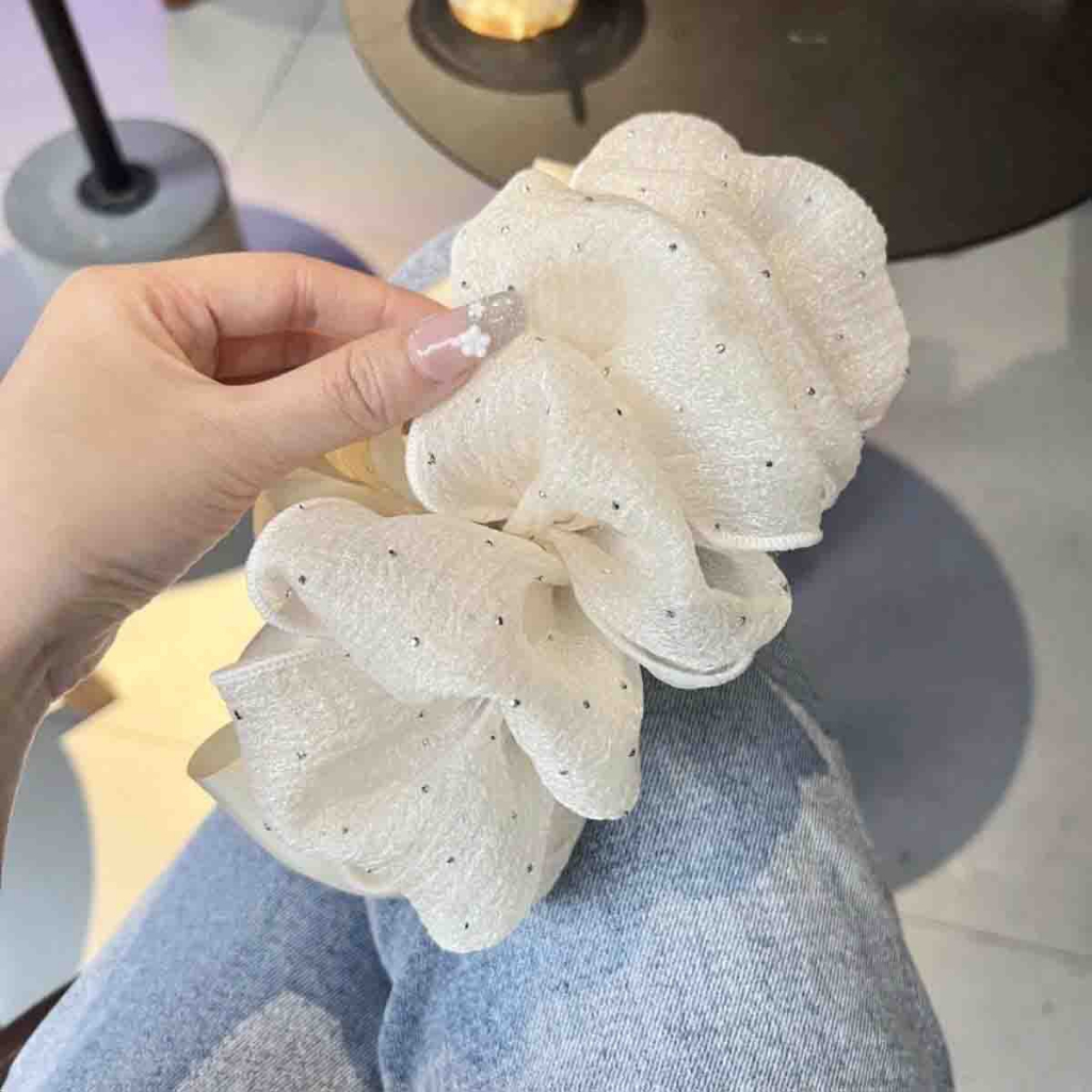 Jual Caliloops Jepit Rambut Jedai Pita Besar Korea Kerut Scrunchie Lucine Shopee Indonesia