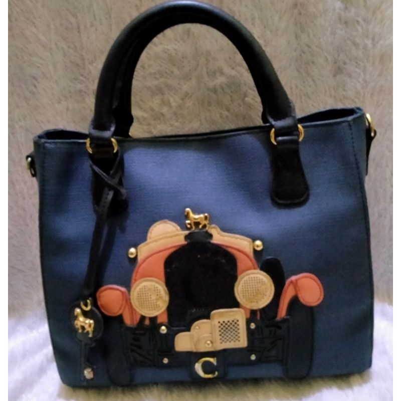 Cupcake bag brand price hotsell