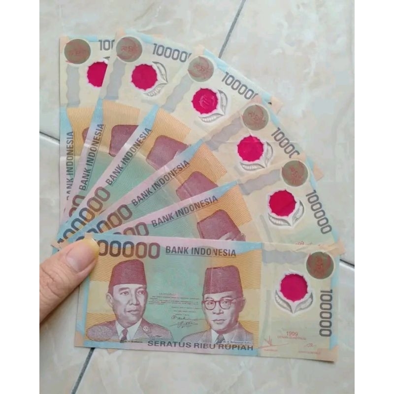 Jual UANG KUNO SOEKARNO HATTA 100.000 RUPIAH POLIMER TAHUN 1999 ...