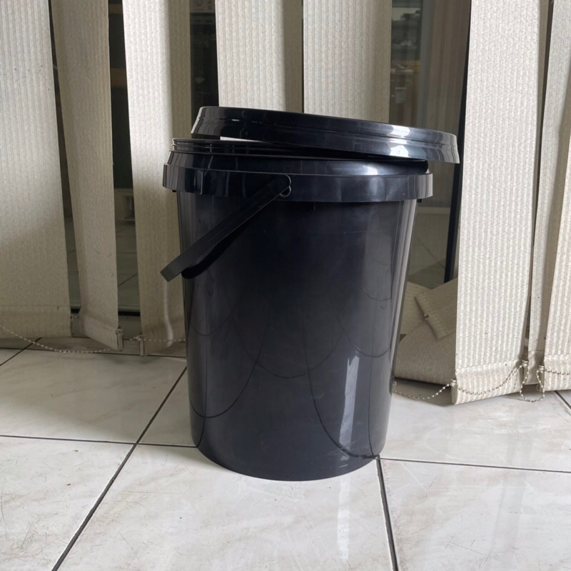 Jual Ember Plastik 20 Liter Pail 20 Liter 25kg Untuk Catmakananpackaging Black Shopee 6846