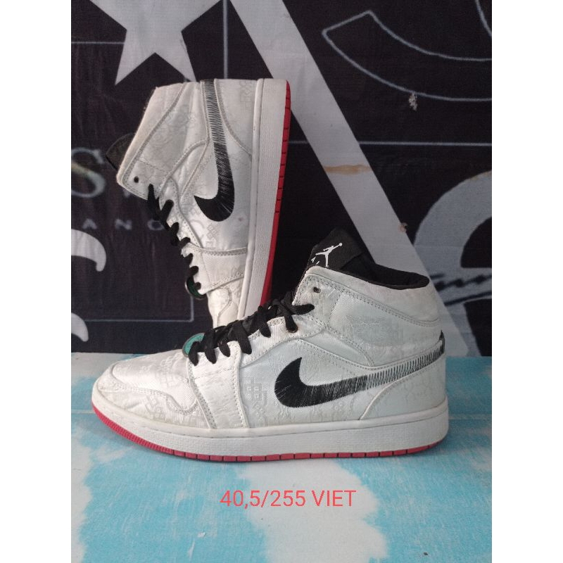 aj1 x clot
