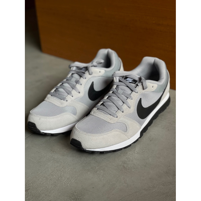 Nike md runner 47 best sale