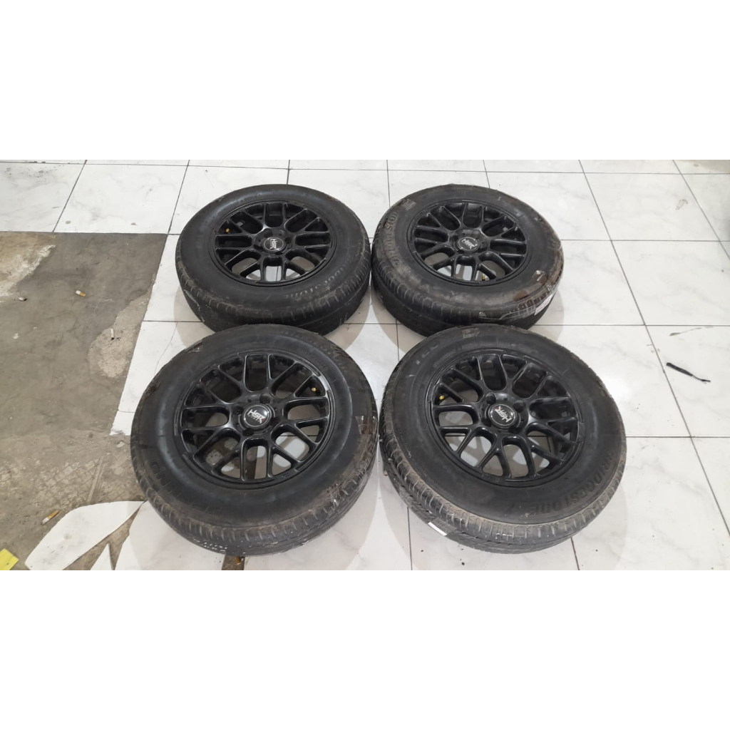 Jual Velg Mobil Bekas Hsr Like New Wakate Hsr R X X Et Smb Velg