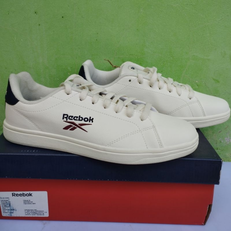 Sepatu bola reebok outlet original