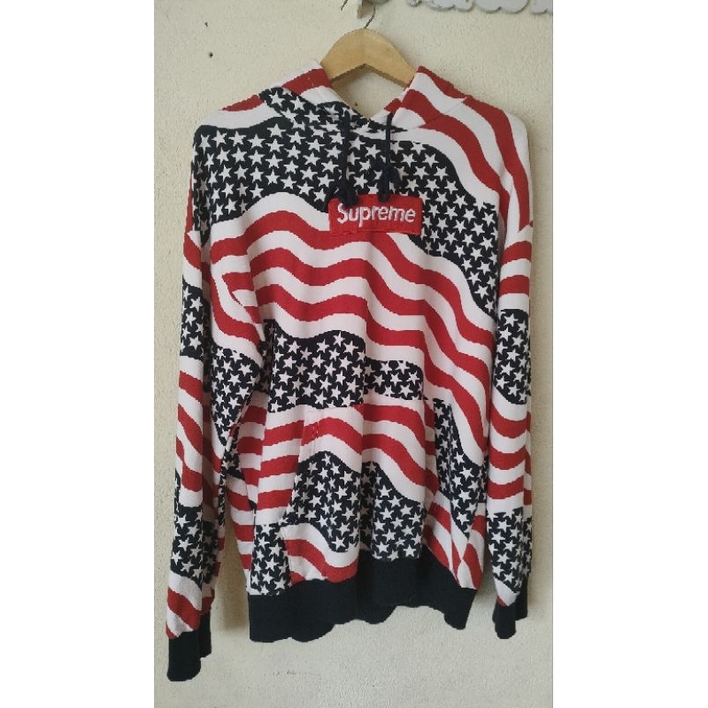 Supreme american outlet flag hoodie