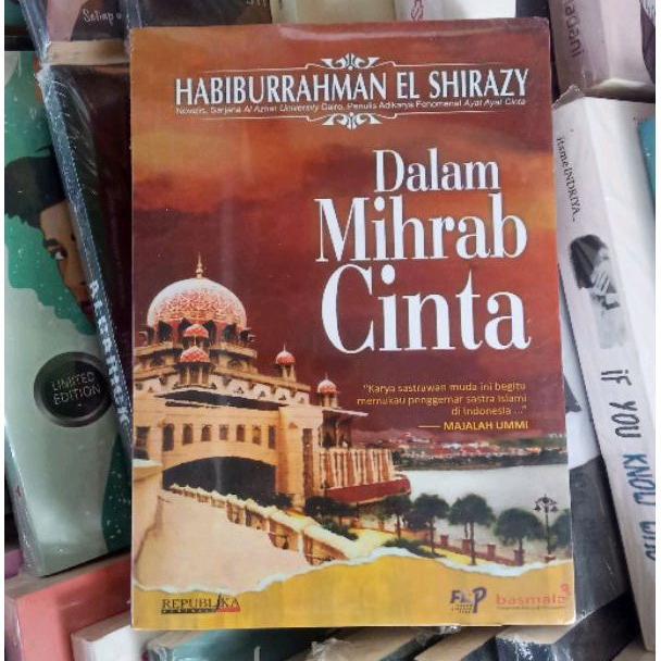 Jual Buku Novel DALAM MIHRAB CINTA By Habiburrahman El Shirazy | Shopee ...