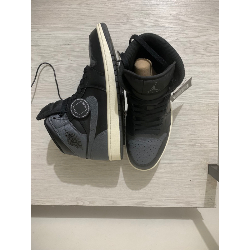 jordan 1 retro mid black dark grey