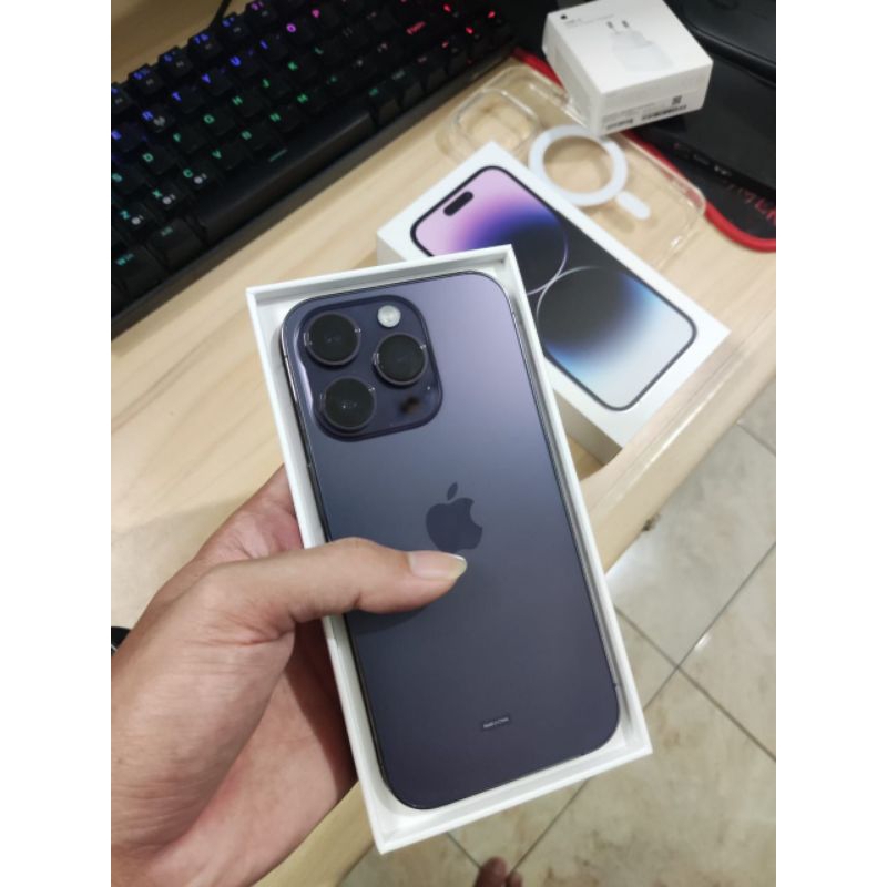 Jual Apple iPhone 14 Pro 256GB Garansi Resmi IBOX Indonesia Deep Purple