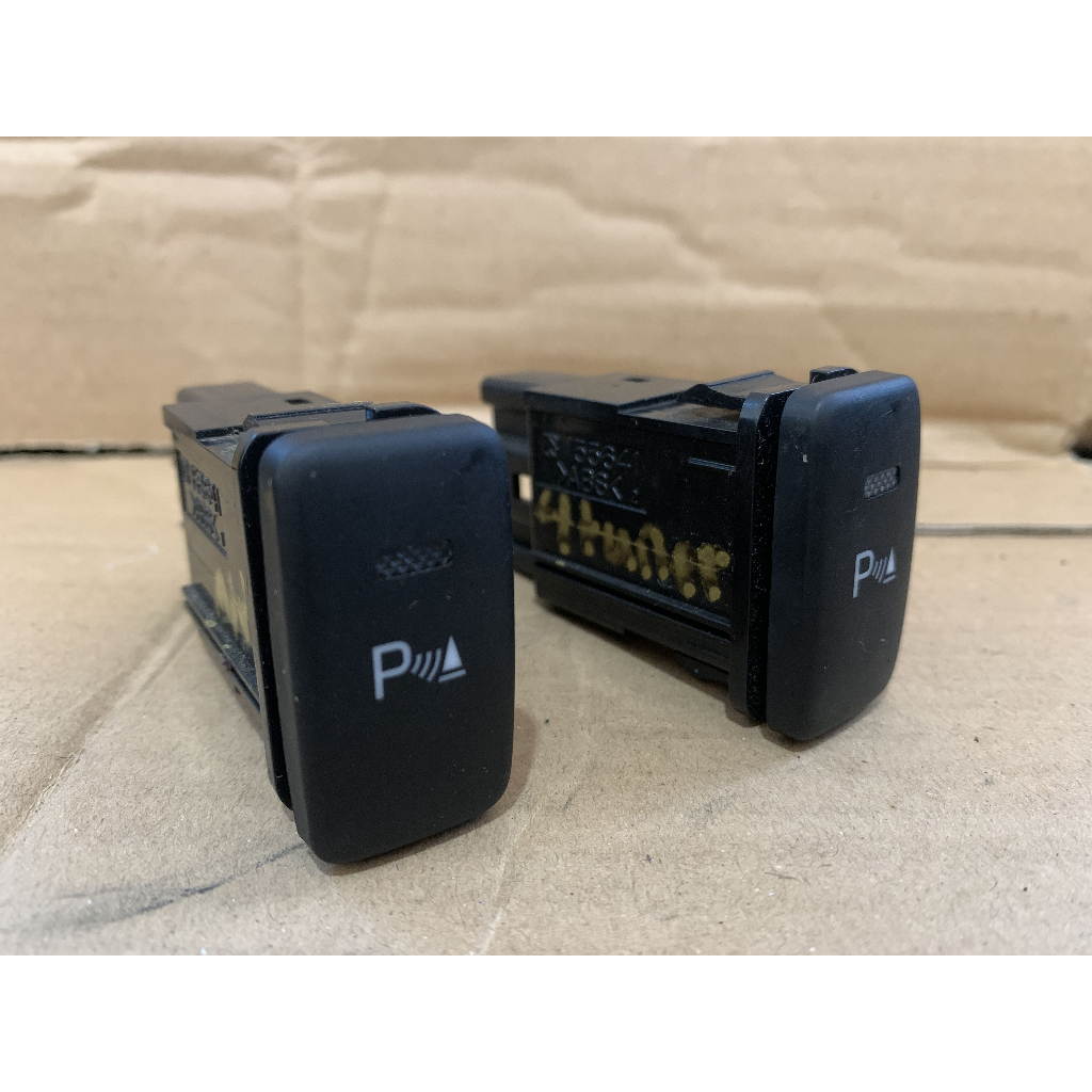 Jual Switch Saklar Tombol Sensor Parkir Mundur Innova Inova Fortuner ...