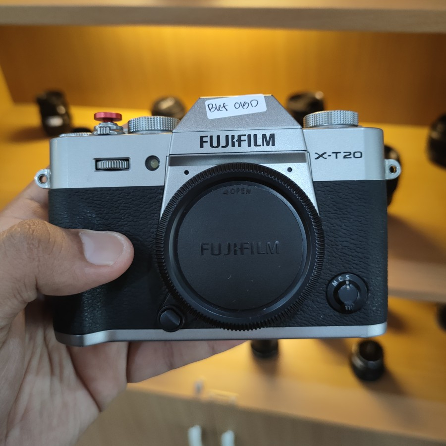 fuji xt20 bekas