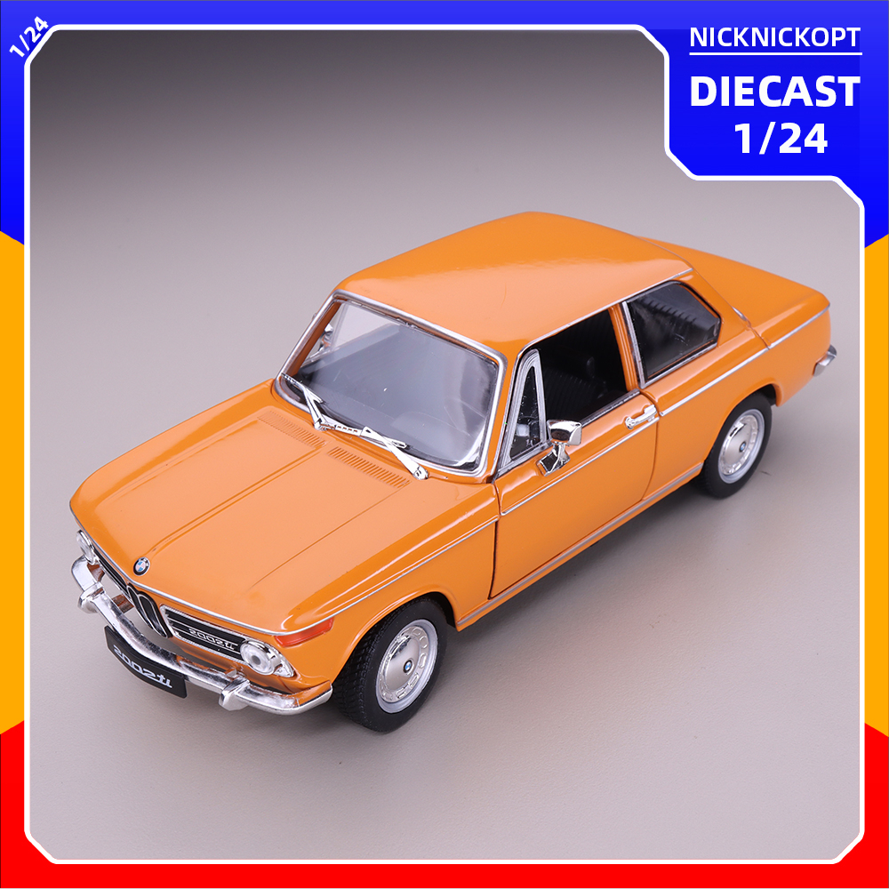 BMW 2002 Ti 1:24 scale Diecast Model Car by Welly in Orange