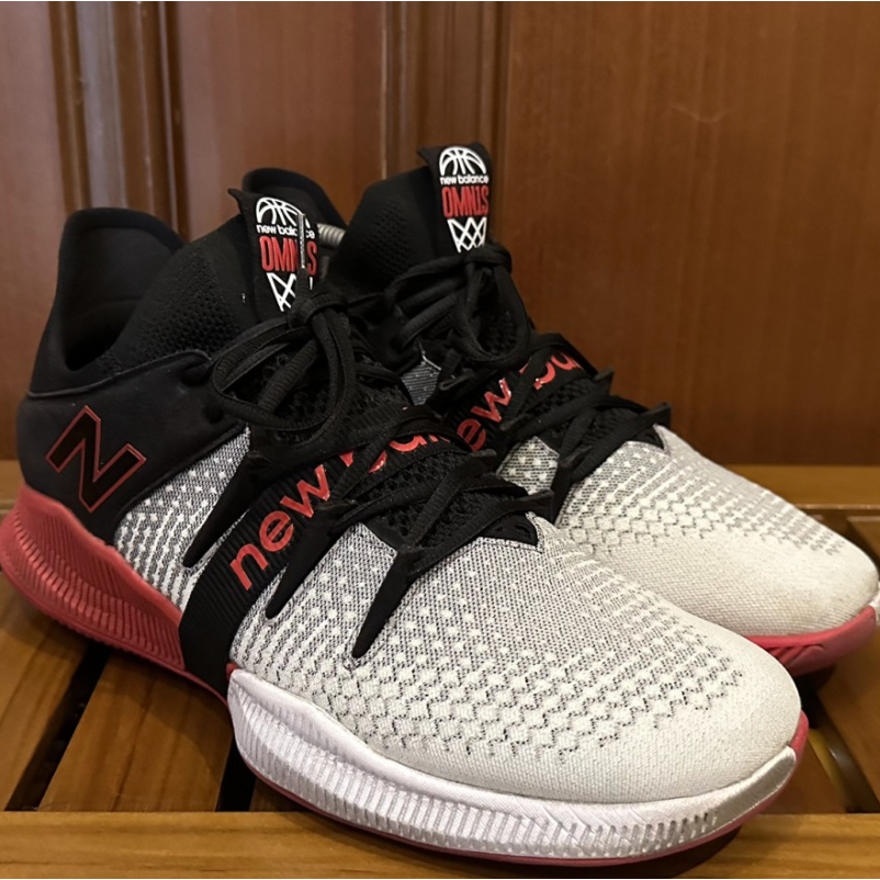 Sepatu basket 2024 new balance