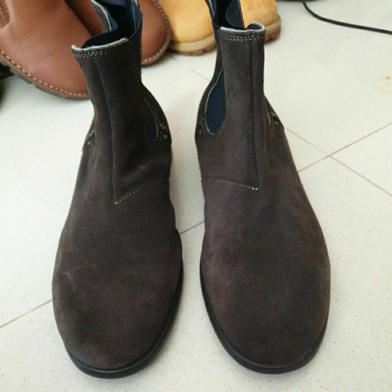 sepatu leather boots GEOX RESPIRA size 41 ITALIAN PATENT like new ORIGINAL