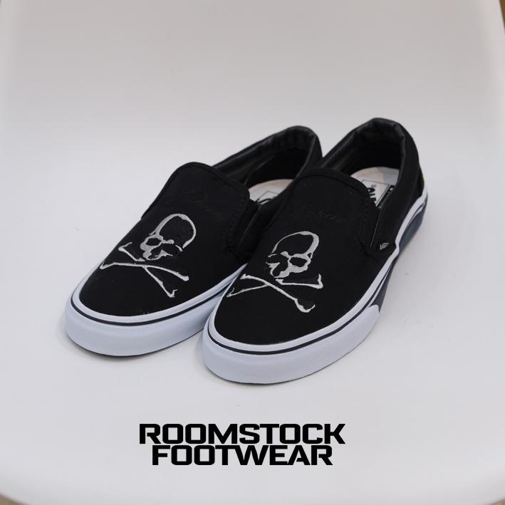 Jual Slip ON Mastermind retailer Shopee