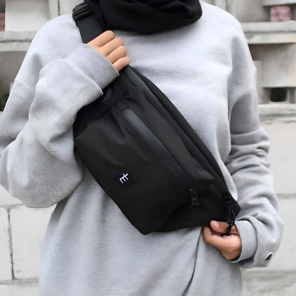 Jual Tas Selempang Slempang Waistbag Slingbag Pria Distro Waterproof -  Hitam Var Hitam - Kota Bekasi - Tas Wanitadanpria