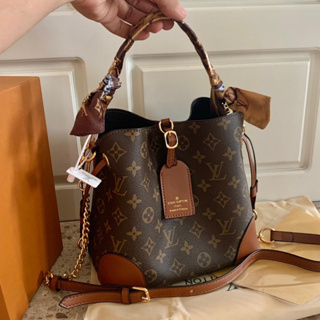 Jual Tas Wanita Import LV Neonoe Lidah Hobo Tongue Bucket Bag Serut Embos  Mono Mirror 1:1 FREE BOX Branded Premium Andin Selempang Terbaru 2022  Kekinian Viral Kulit Ori Original Asli Cina Korea