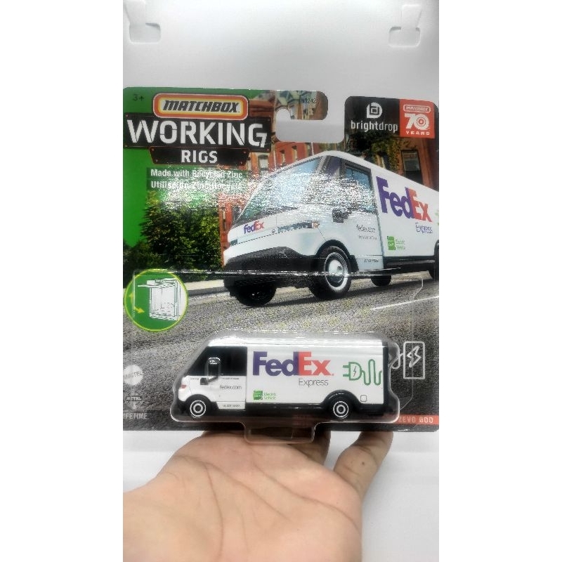At Toybox  Fedex Toy Truck BrightDrop Zevo 600 | Matchbox Cars Wiki