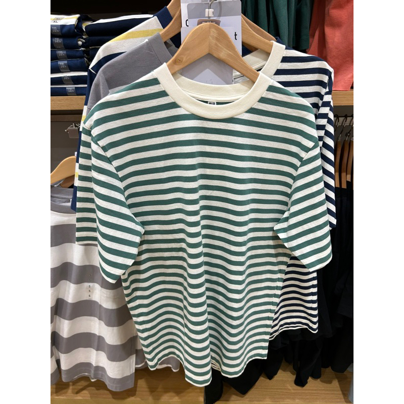 Jual T Shirt Oversize Garis Kerah Bulat Lengan Half Men Uniqlo