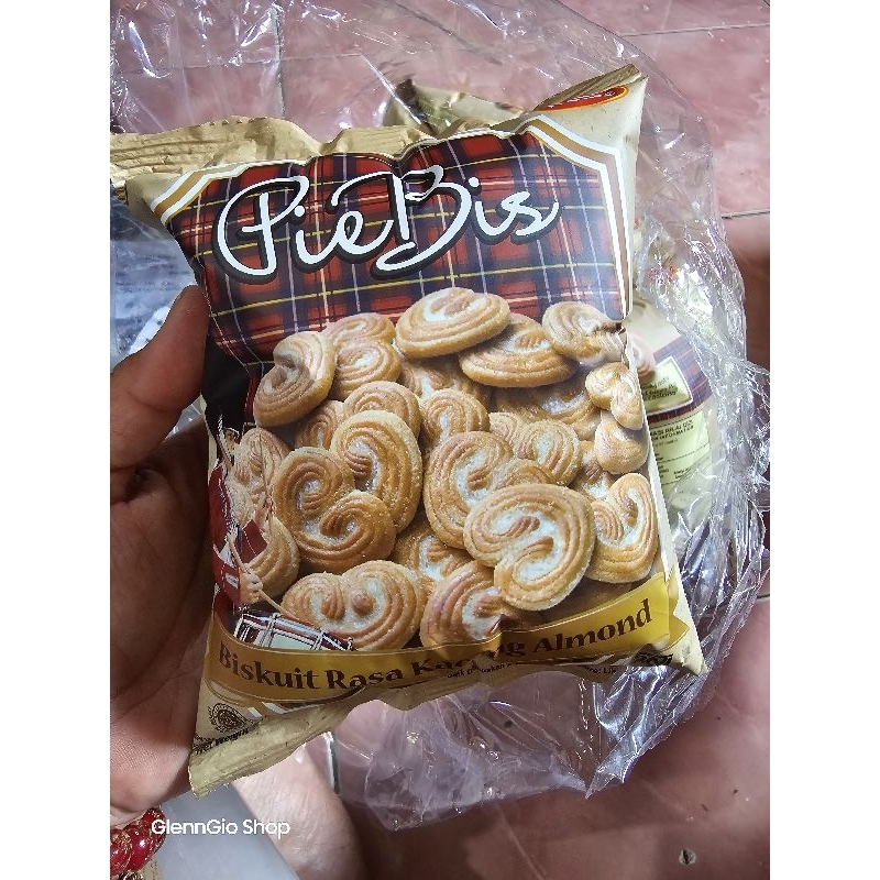 Jual Biskuit Rasa Kacang Almond Monde PieBis | Shopee Indonesia