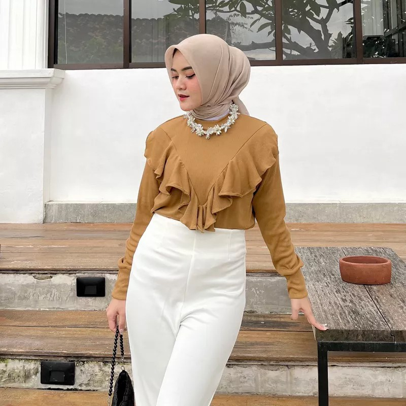 Katty Blouse Ruffle Cotton Rib