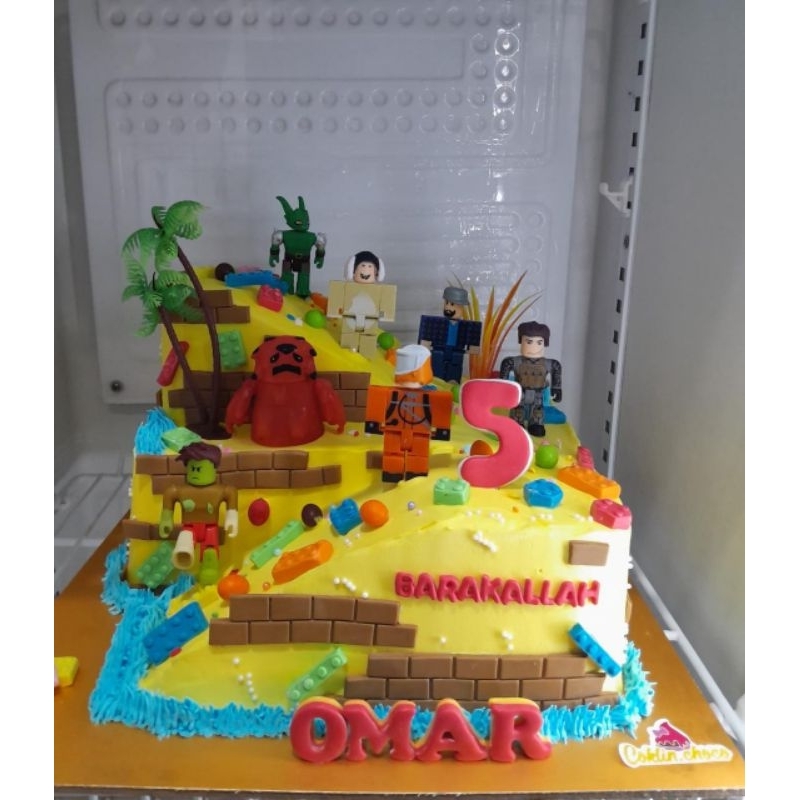 Jual cake birthday karakter roblox / kue ulang tahun roblox | Shopee