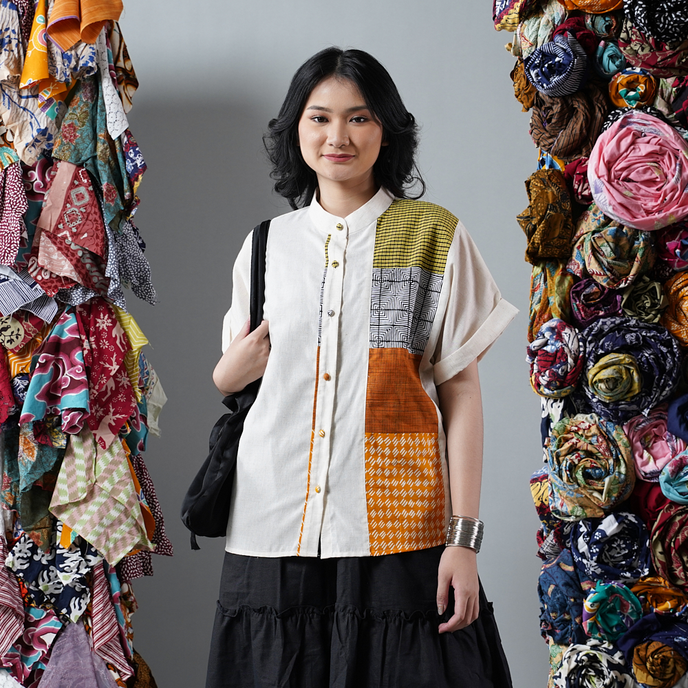 Jual NONA RARA - Avril PARTicular - Blus kasual batik wanita modern ...