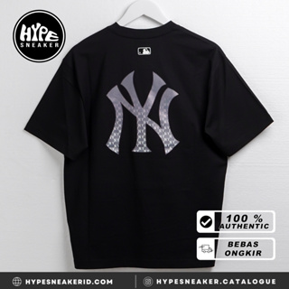 Kaos MLB NY BACK MONOGRAM BLACK Tshirt 100% ORIGINAL - HYPESNEAKER.ID