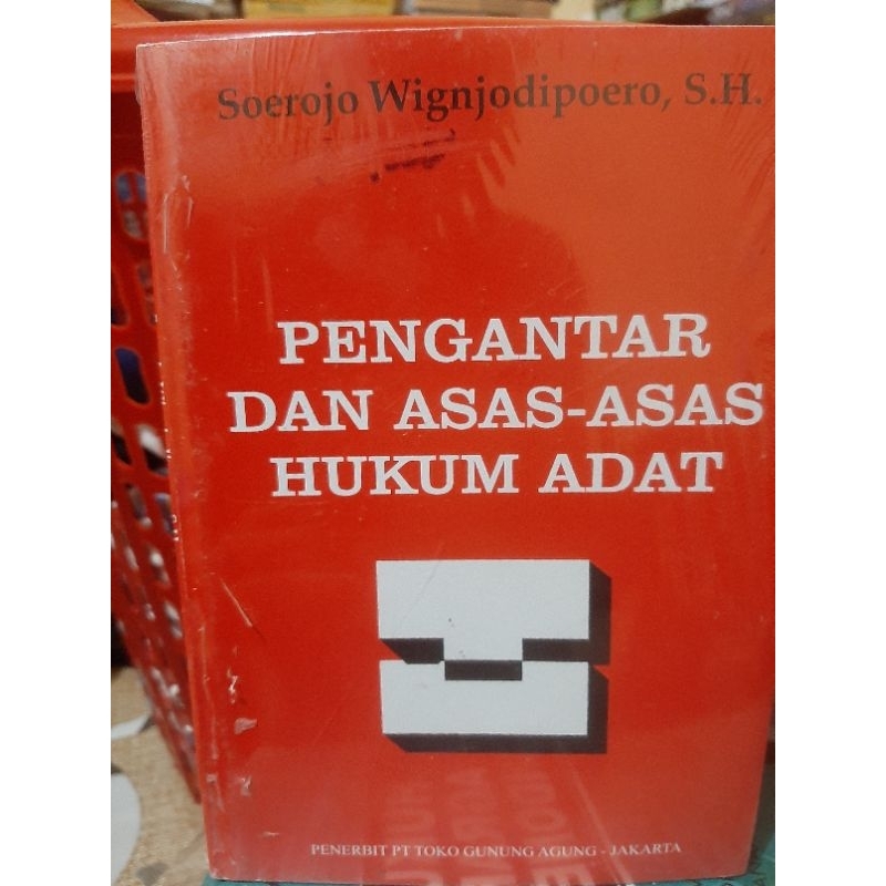 Jual PENGANTAR DAN ASAS ASAS HUKUM ADAT By Soerjono | Shopee Indonesia