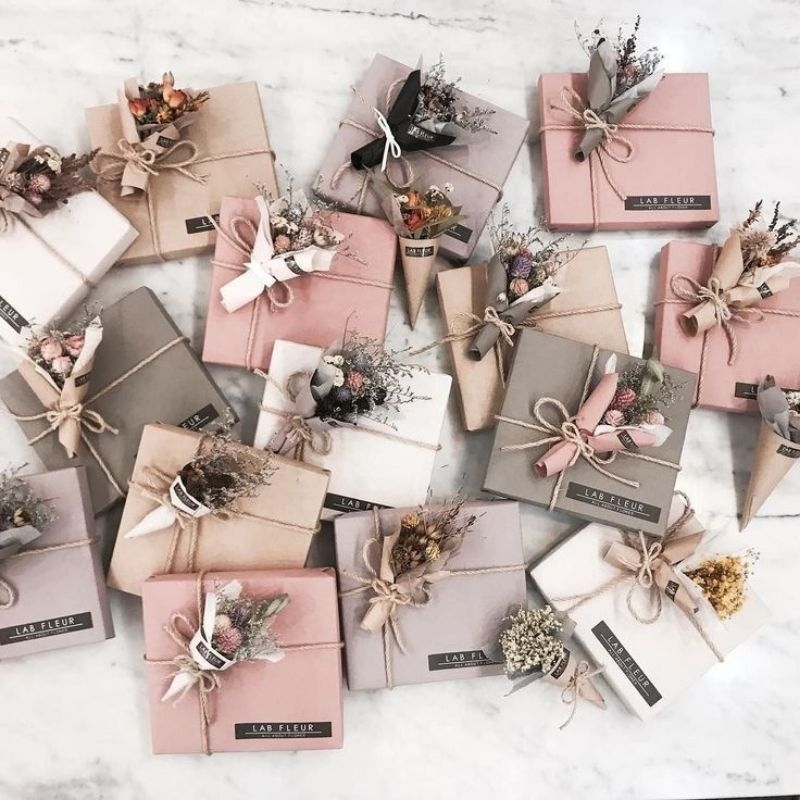 Jual HADIAH RANDOM | Shopee Indonesia