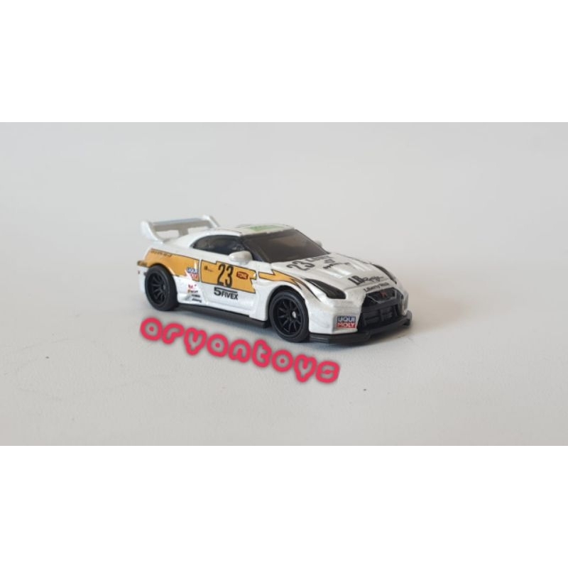 Jual Hotwheels custom Nissan R35 Super Silhouette LBWK putih | Shopee ...