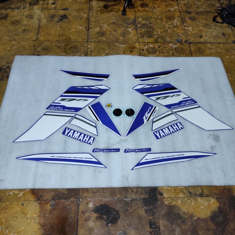 Jual Stiker Stripping Striping Decal Graphic Yamaha Yzf R V Biru Putih Moto Gp