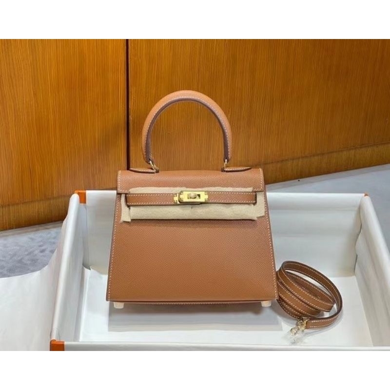 Hermes merek tas - Harga 340 rb Hermes Birkin sellier croco lether Kwalitas  semipremium Bahan croco leather silver hardware UK 30×23×12 Berat 1,1 kg  Warna purple