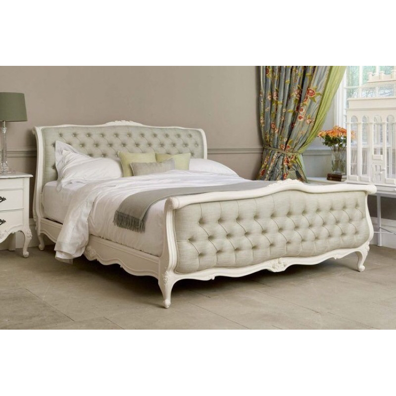 Jual DIVAN RANJANG ITALYAN DUCO / RANJANG MEWAH (Divan+Nakas) | Shopee ...