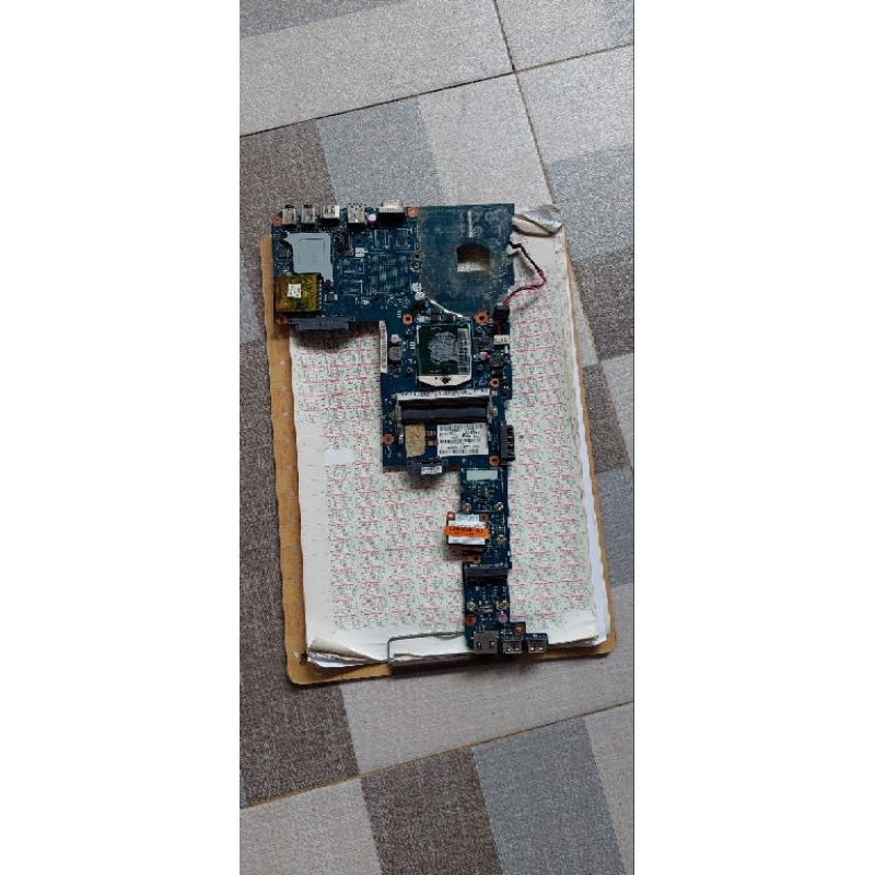 Jual Motherboard Toshiba P745 P740 VGA Intel PBQAA LA-7101P | Shopee ...