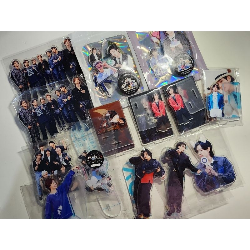 Jual [READY STOCK] BTS MINI ACRYLIC STANDEE | Shopee Indonesia