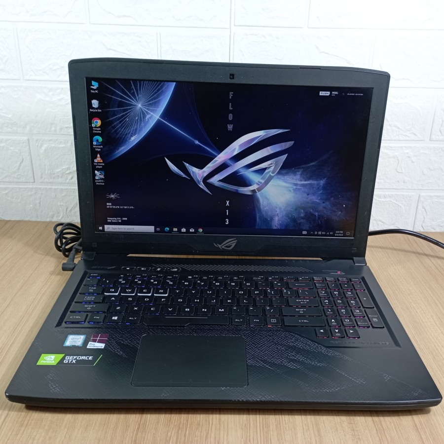 Jual LAPTOP ASUS ROG STRIX GL503GE Corei7-8750H | Shopee Indonesia