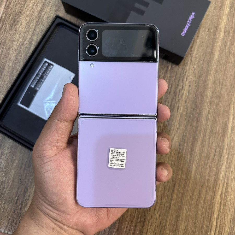 Jual Samsung Z Flip 4 5g 8gb 256gb Purple Super Mulus Resmi Sein Shopee Indonesia 4162