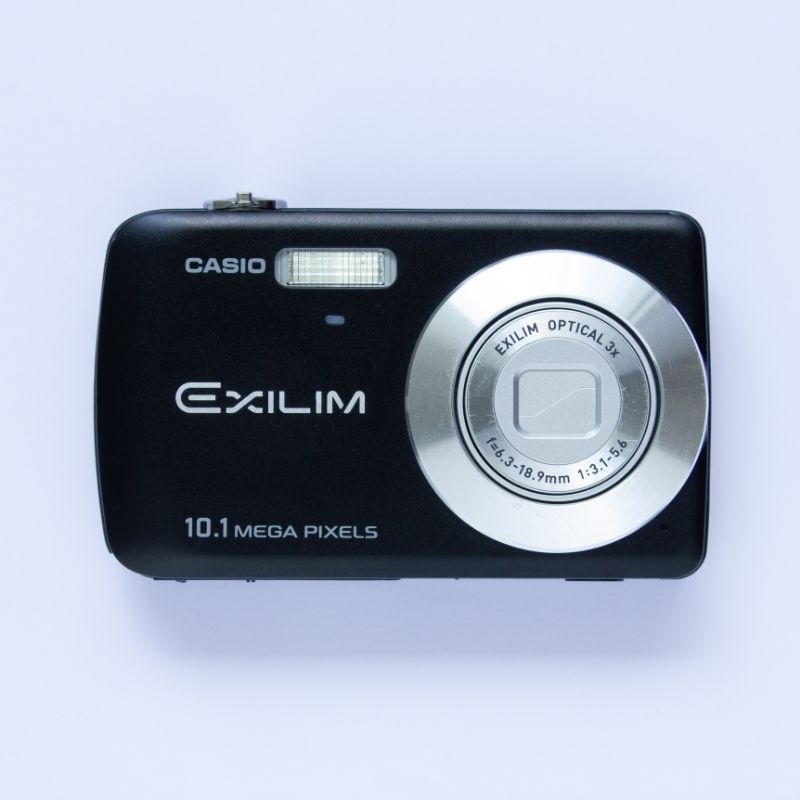 Casio Exilim Ex Casio Lumix Compact Camera Group Test: SLR-like - Main Image
