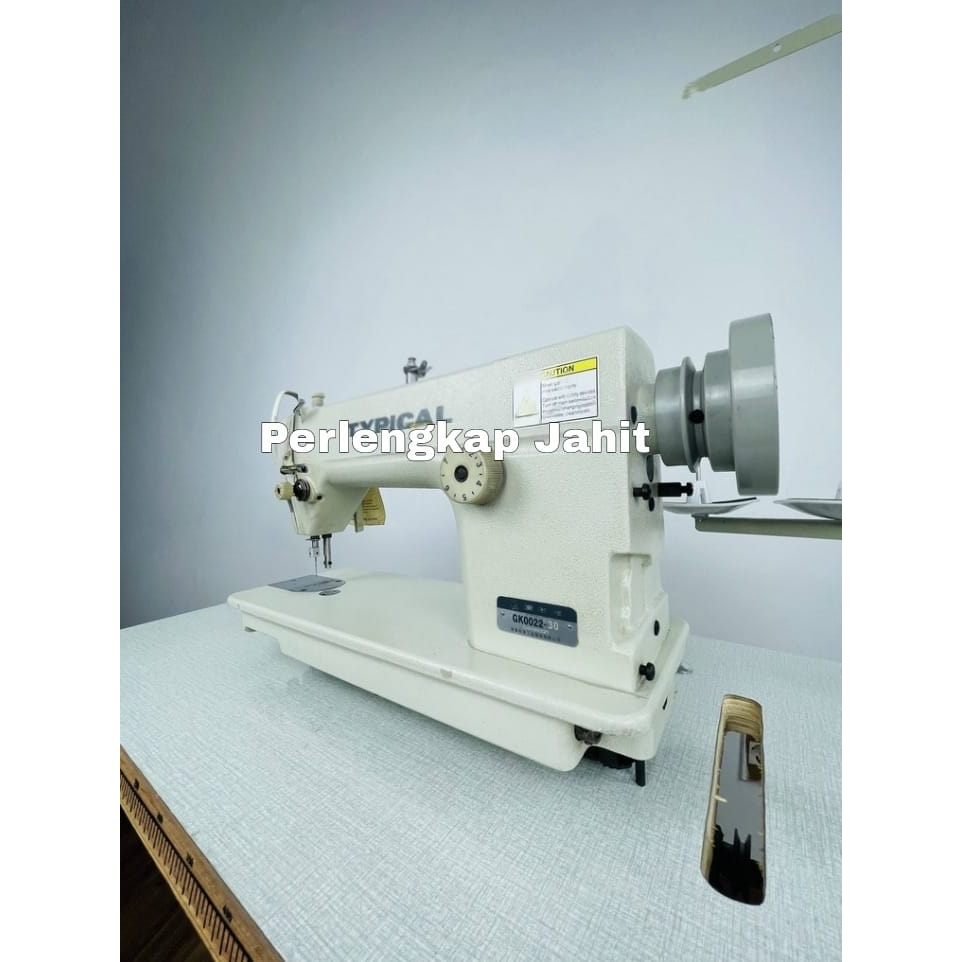 Jual Mesin Jahit Industrial Lockstitch Jarum 1 Typical GK0022-30 Mesin ...