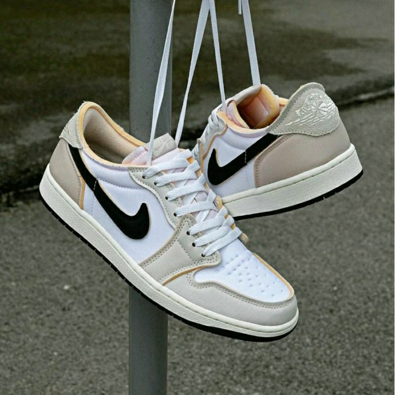 Jual AIR JORDAN 1 LOW OG "EX WHITE / COCONUT MILK" Shopee Indonesia