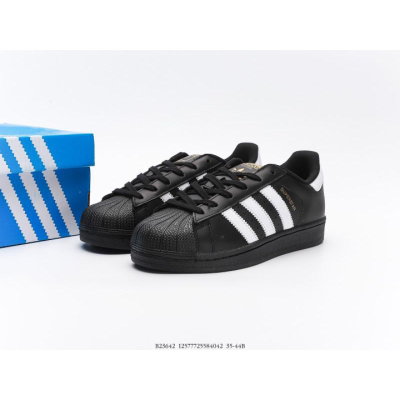 Harga sepatu adidas superstar black outlet white